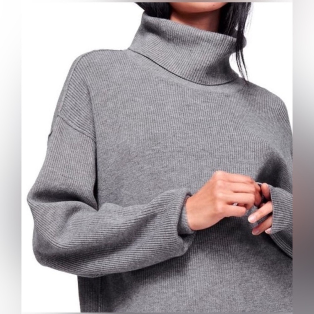 FREE PEOPLE ribbed knit turtleneck sweater grey size medium